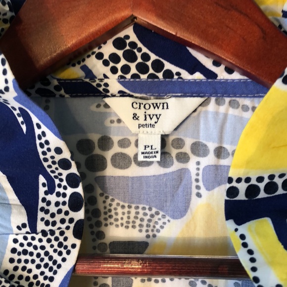 Crown and Ivy Ruffle neck tank szPL - Picture 2 of 7